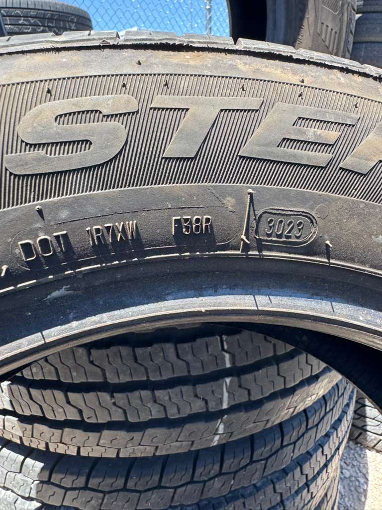 205/60R16 Pair (2 Used Tires) Mastercraft Stratus