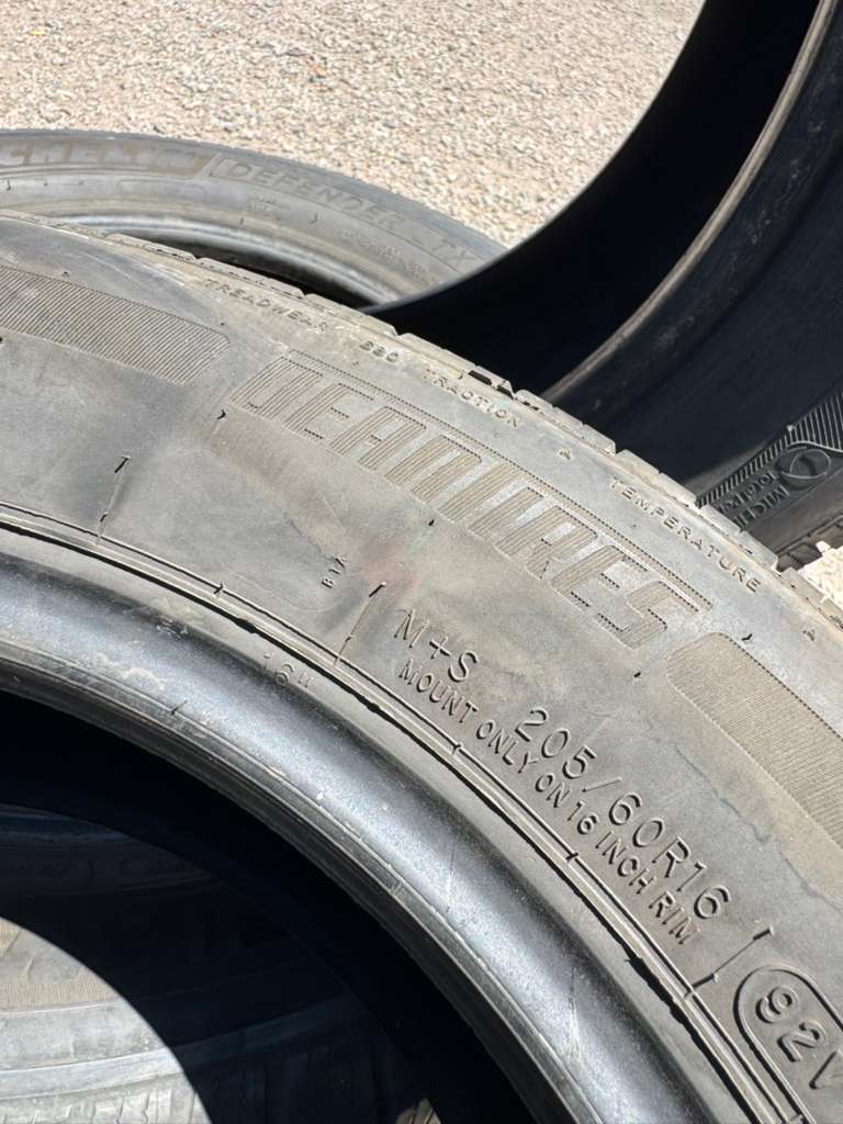 205/60R16 Pair (2 Used Tires) DeanTires Road Control 2