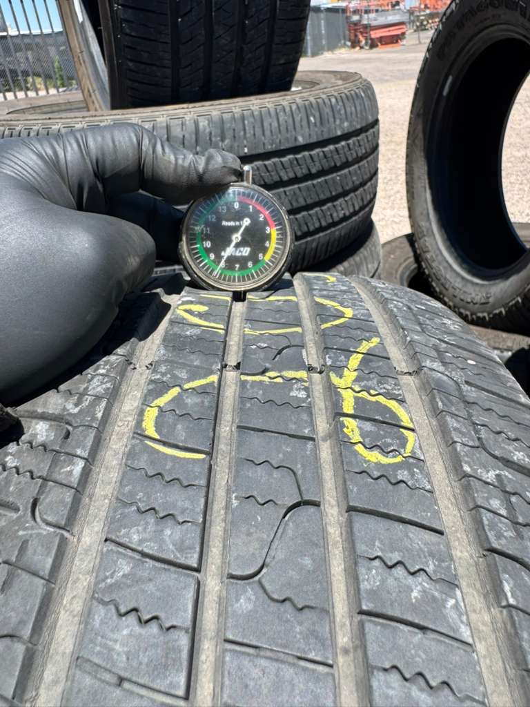 205/60R16 Pair (2 Used Tires) DeanTires Road Control 2