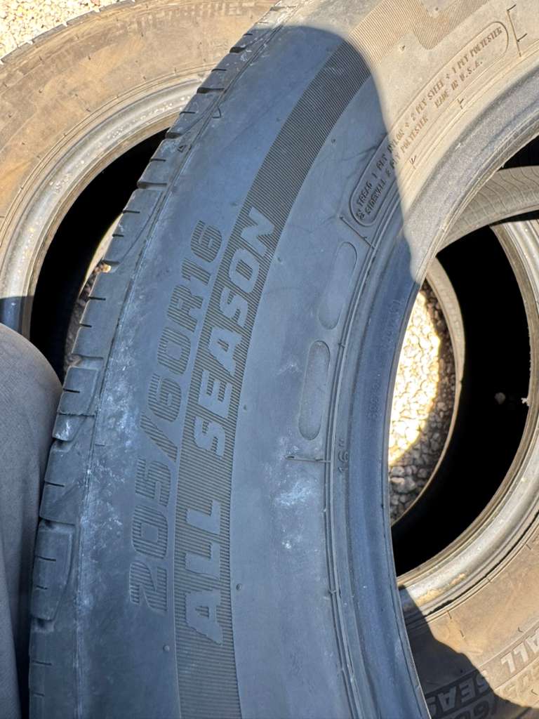 205/60R16 Pair (2 Used Tires) DeanTires Road Control 2