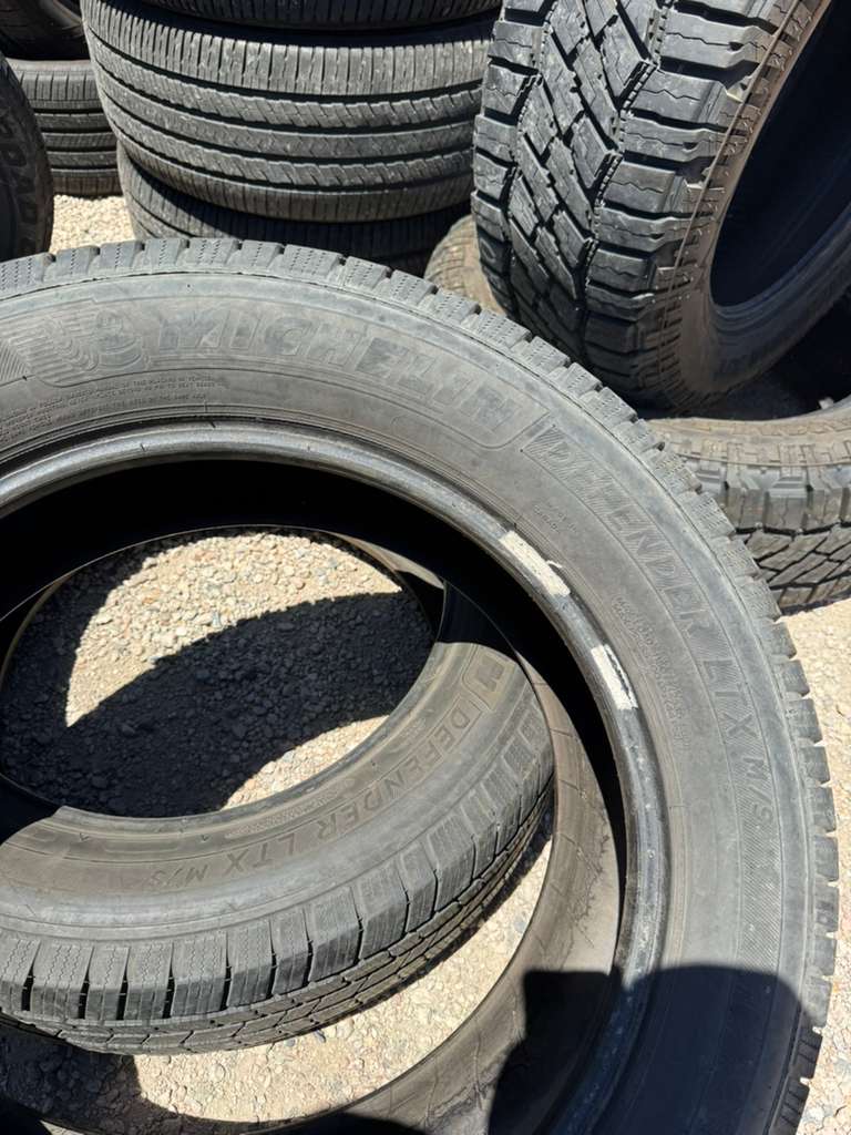 275/55R20 Pair (2 Used Tires) Michelin Defender
