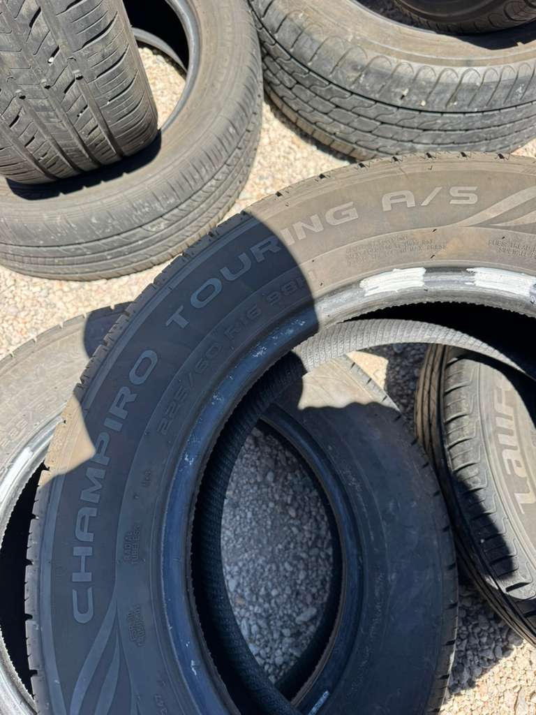 225/60R16 Pair (2 Used Tires) GTRadial Champiro Touring