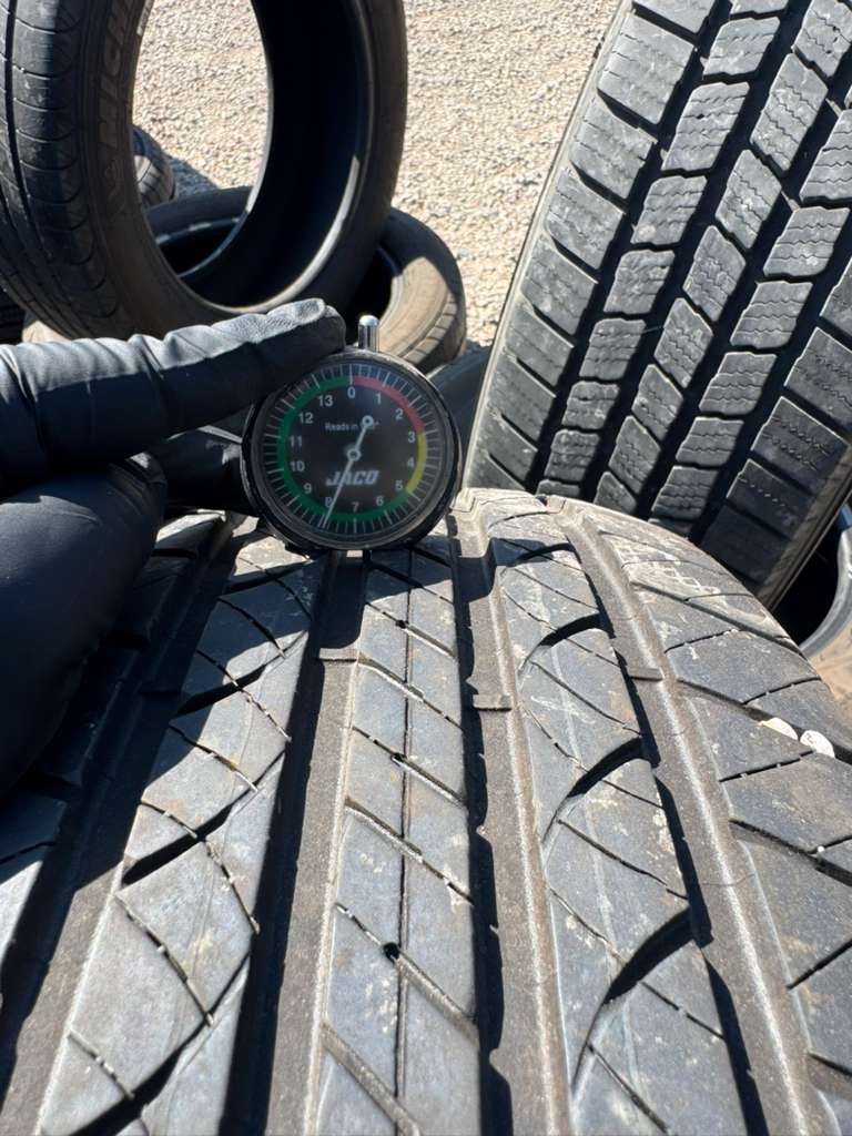 215/60R16 Pair (2 Used Tires) Douglas Touring