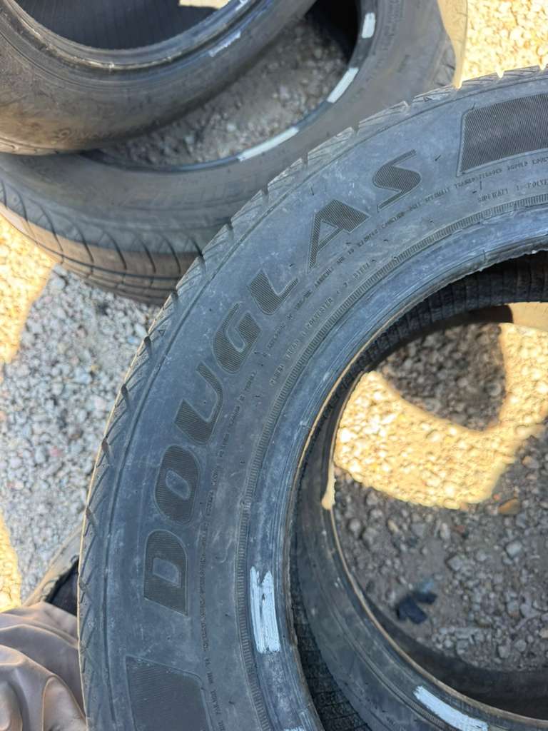 195/60R15 Pair (2 Used Tires) Douglas