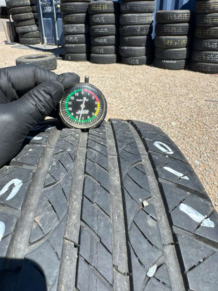 195/65R15 Pair (2 UsedTires)  Douglas