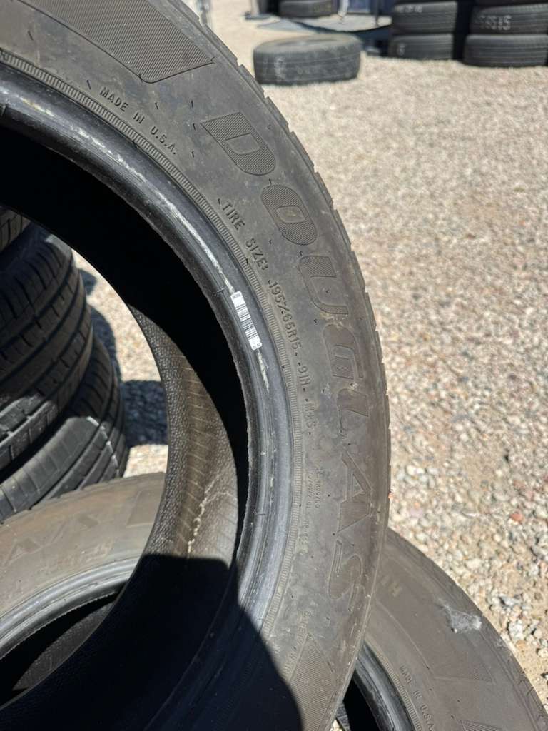 195/65R15 Pair (2 UsedTires)  Douglas