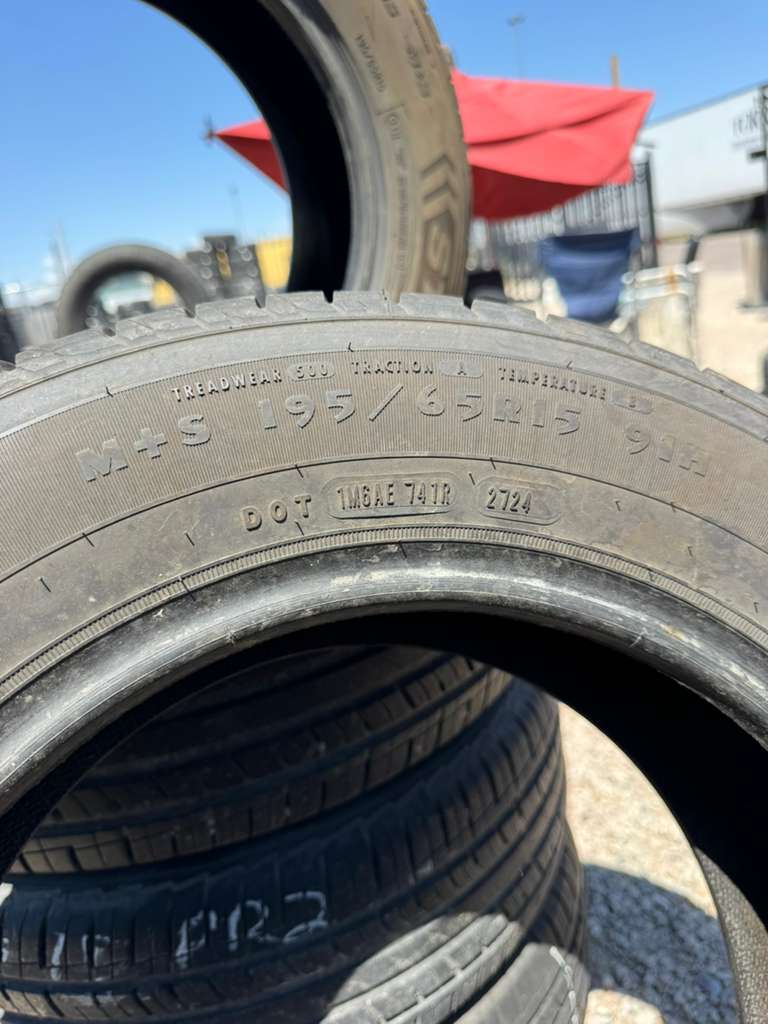 195/65R15 Pair (2 UsedTires)  Douglas