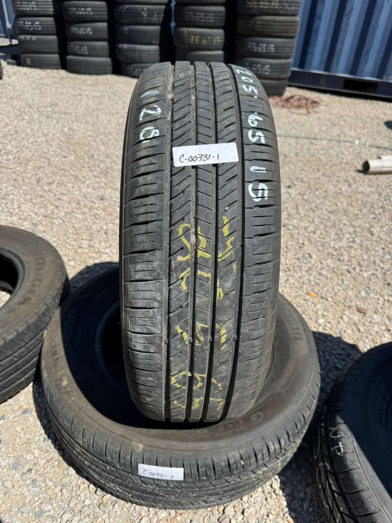 205/65R15 Pair (2 Used Tires) Laufenn G Fit