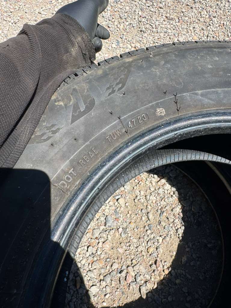 195/65R15 Pair (2 Used Tires) Bridgestone Turanza Quiet Track