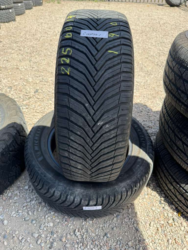 225/60R17 Pair (2 Used Tires) Michelin Cross Climate
