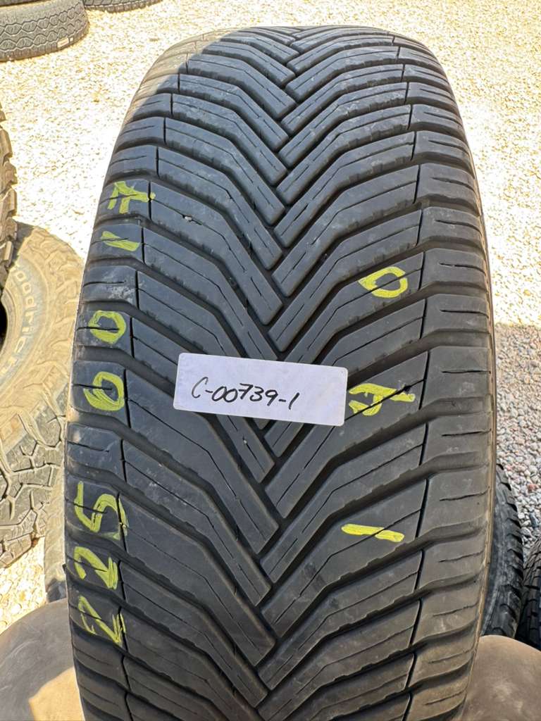 225/60R17 Pair (2 Used Tires) Michelin Cross Climate