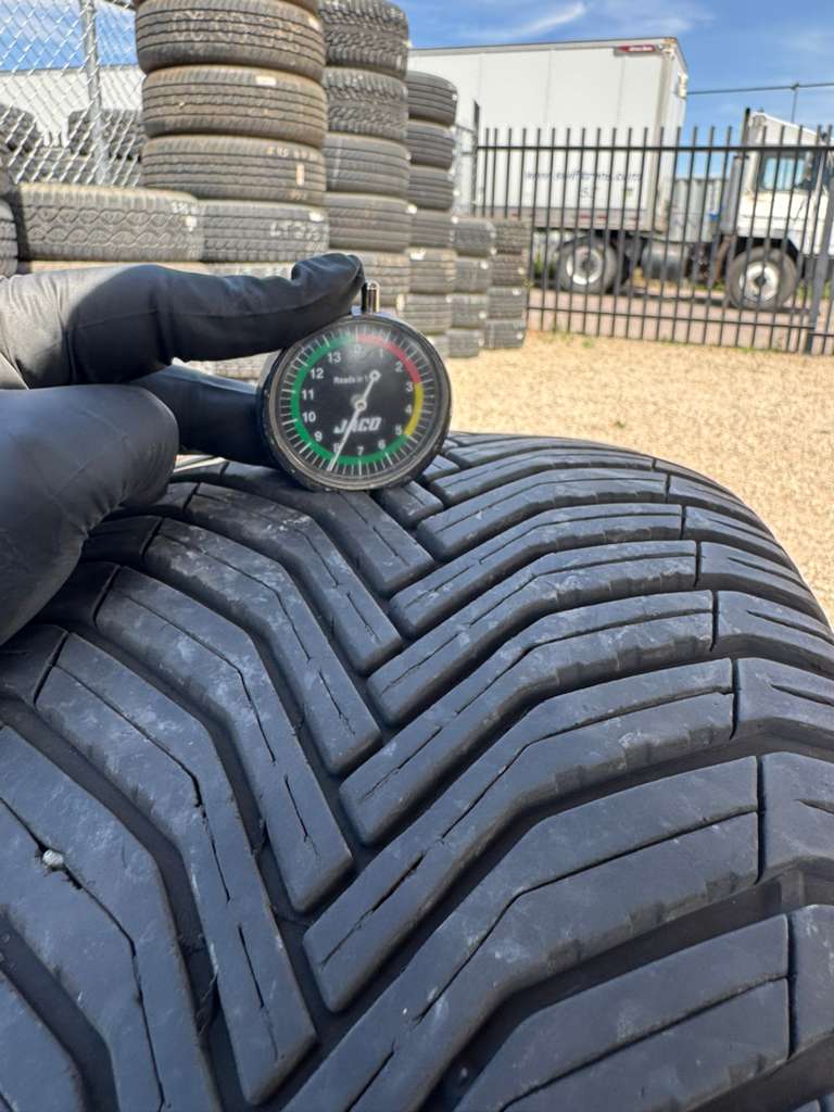 225/60R17 Pair (2 Used Tires) Michelin Cross Climate