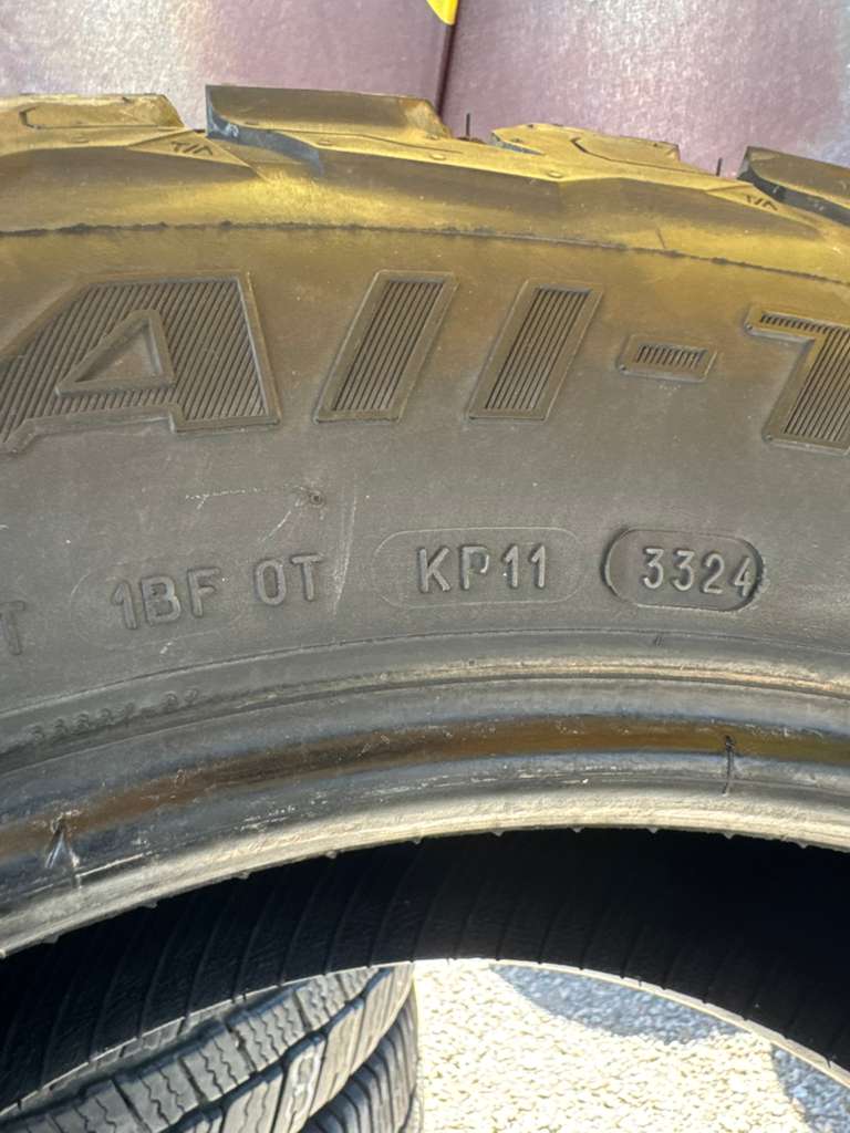 LT275/65R20 Pair (2 Used Tires) Bfgoodrich KO3