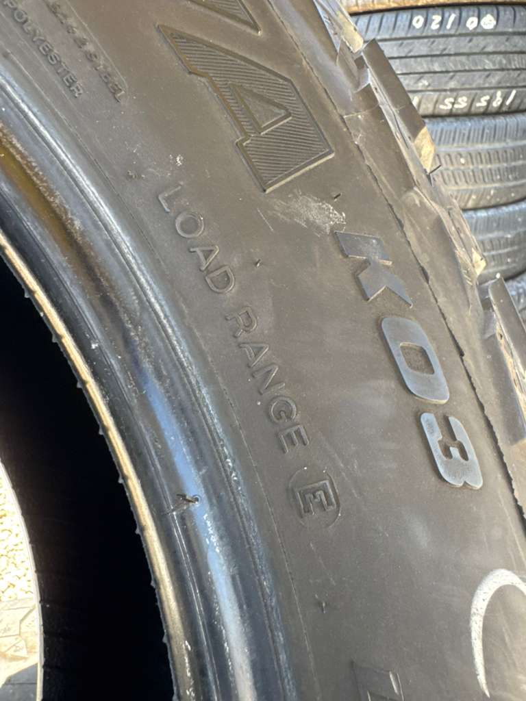 LT275/65R20 Pair (2 Used Tires) Bfgoodrich KO3