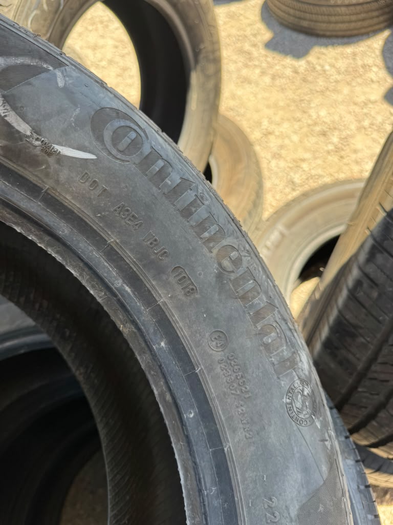 225/60R18 Set (4 Used Tires) Continental Pro Contact