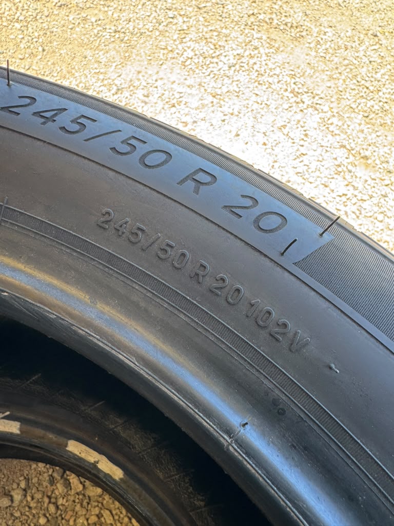 245/50R20 Pair (2 Used Tires) Michelin Primacy LTX