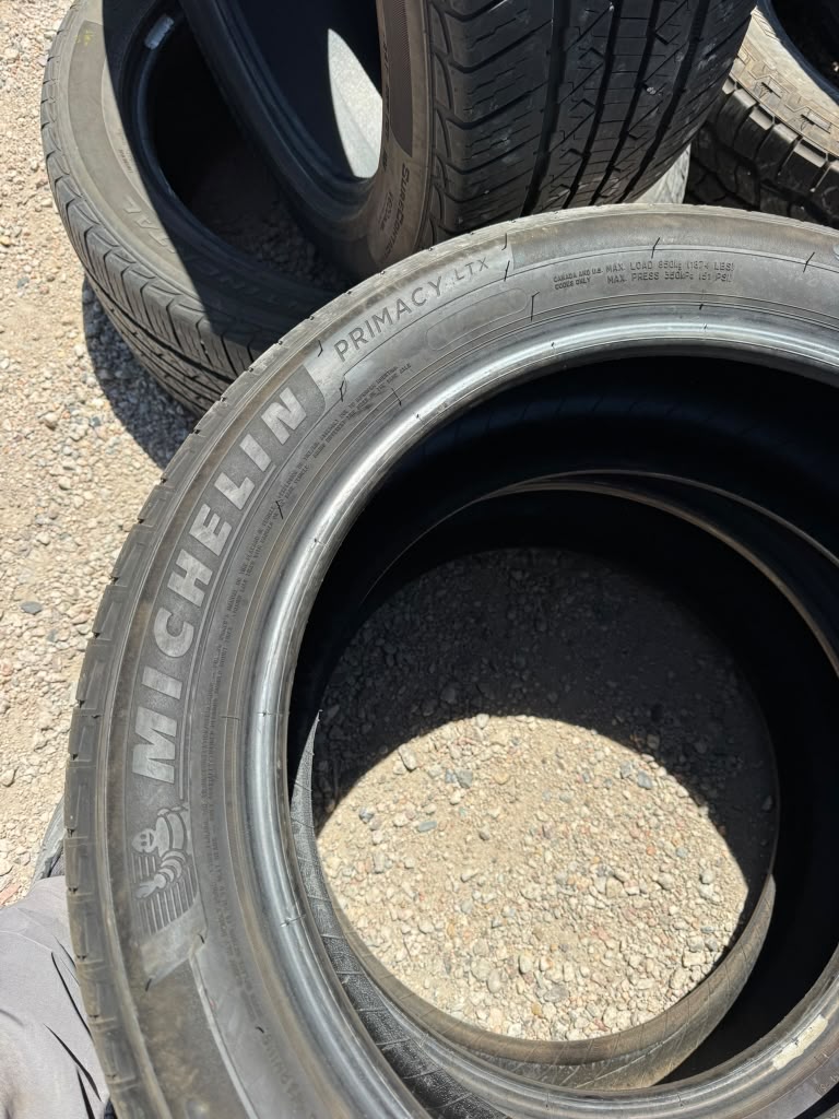 245/50R20 Pair (2 Used Tires) Michelin Primacy LTX