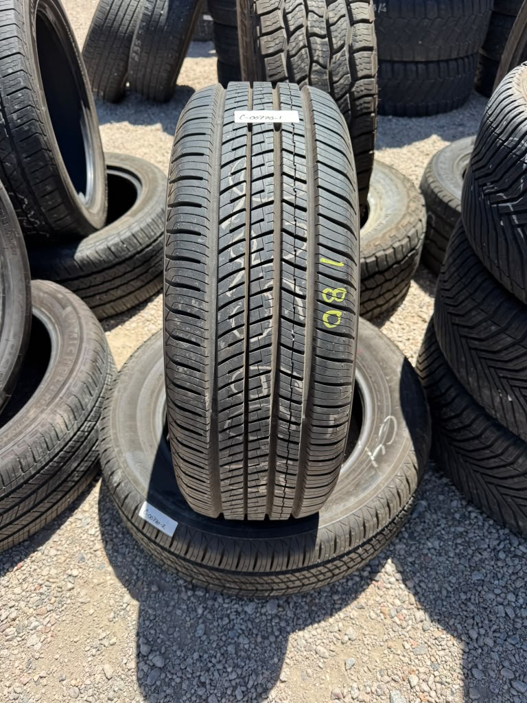 225/60R17 Pair (2 Used Tires) Yokohama Avid Ascend GT
