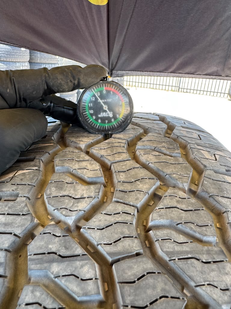 275/65R18 Set (4 Used Tires) Goodyear Territory
