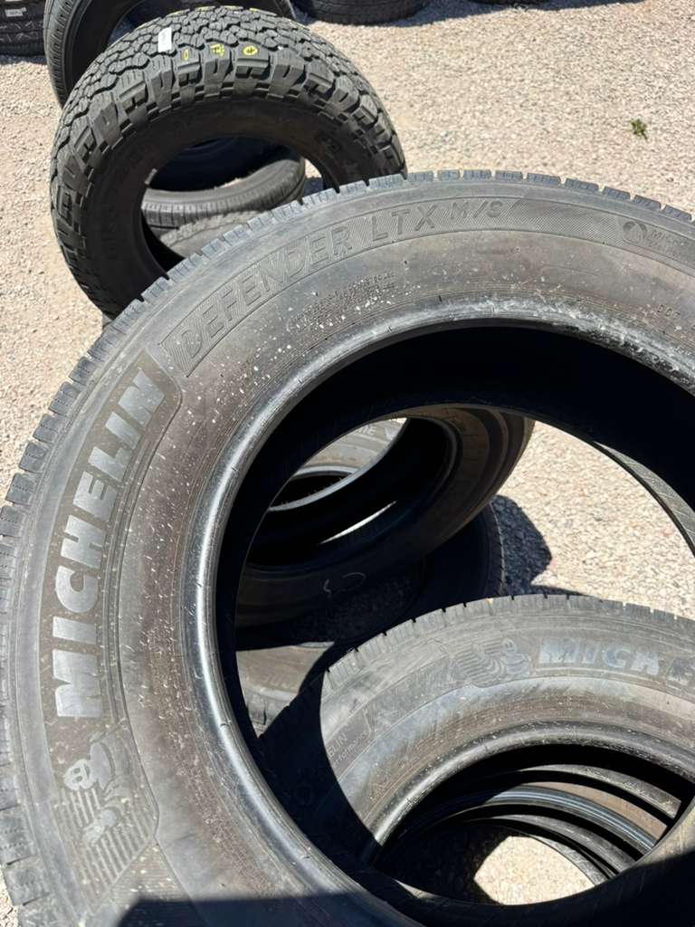 LT275/65R20 Set (4 Used Tires) Michelin Defender LTX M/S
