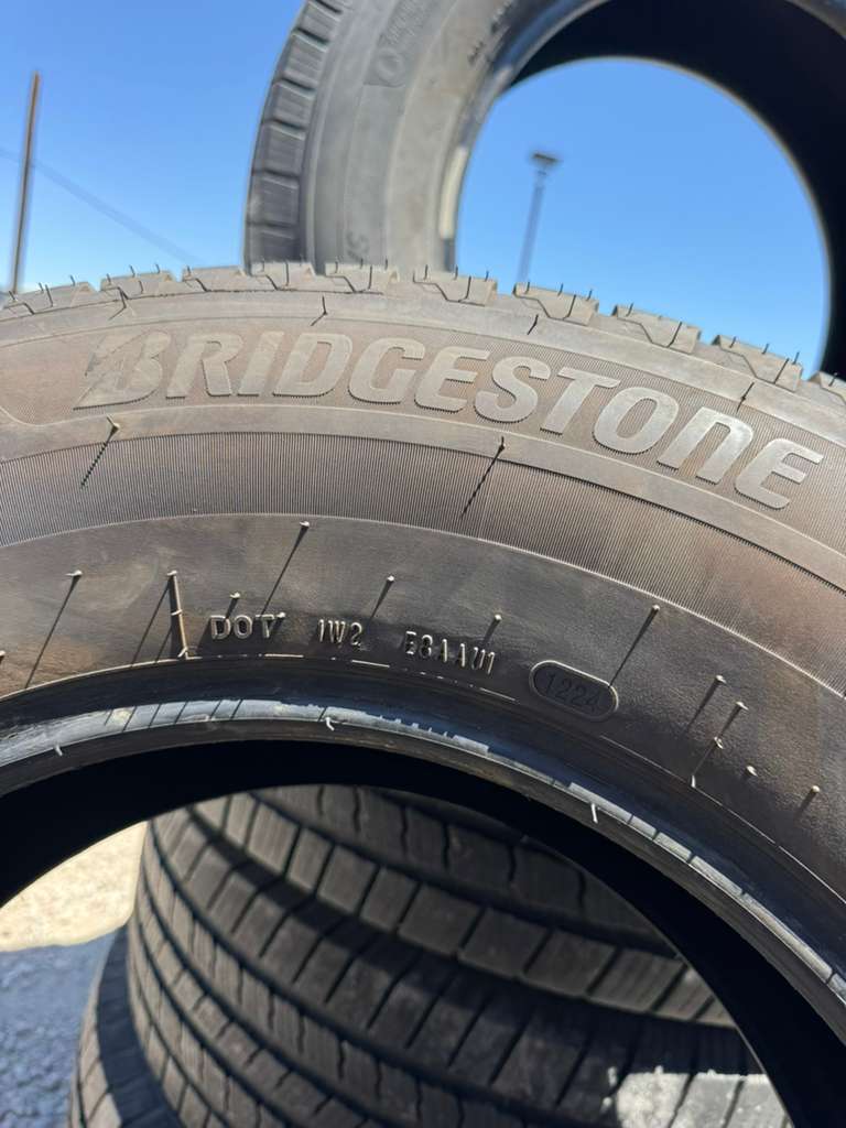 255/70R17 Pair (2 Used Tires) Bridgestone Alenza
