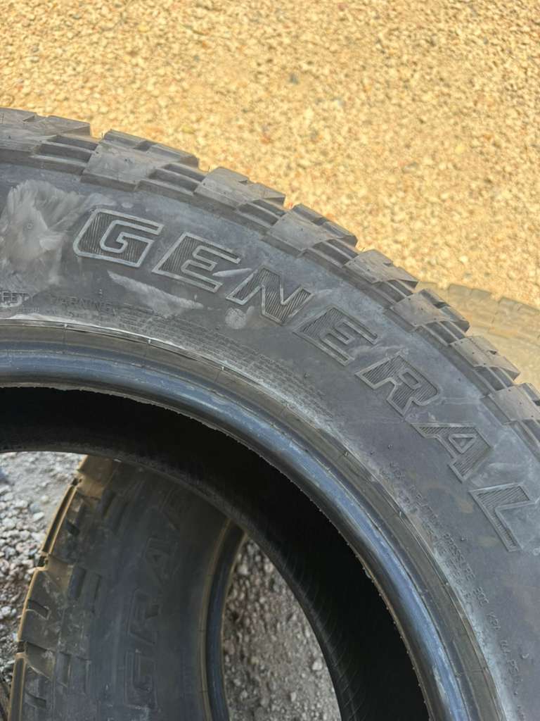 275/70R18 Pair (2 Used Tires) General Grabber