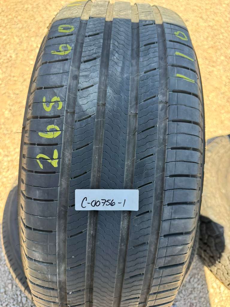 265/60R18 Pair (2 Used Tires) Michelin Premier LTX