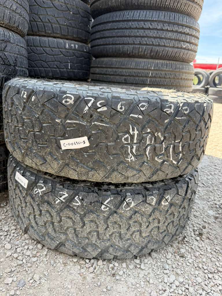 275/60R20 Pair (2 Used Tires) Venom Power Terra Hunter X/T