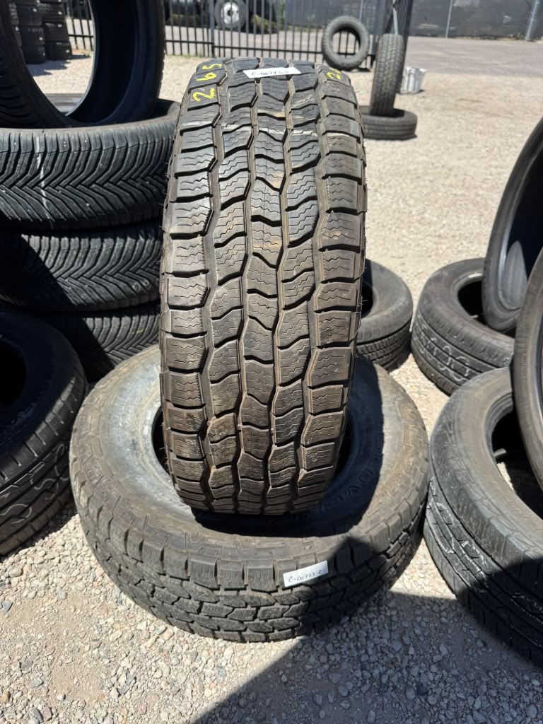 265/65R18 Pair (2 Used Tires) Cooper Discoverer AT3