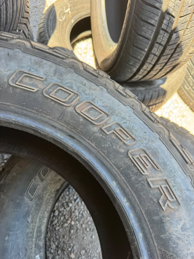 265/65R18 Pair (2 Used Tires) Cooper Discoverer AT3