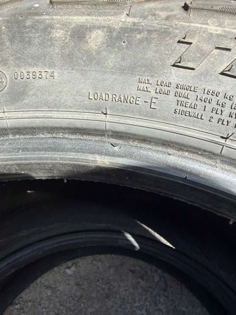 LT275/60R20 Pair (2 Used Tires) Hercules Terra Trac AT