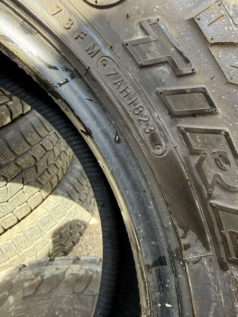 LT285/60R20 Pair (2 Used Tires) Toyo Open Country A/T III
