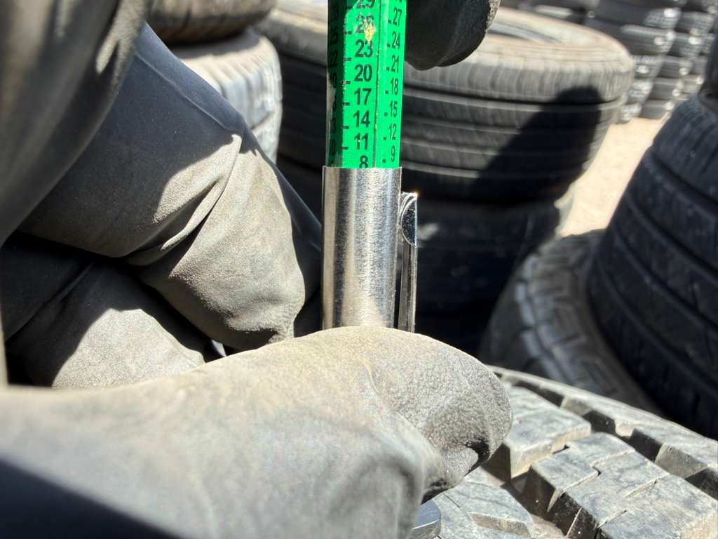 225/55R18 Set (4 Used Tires) Falken G Pro 5