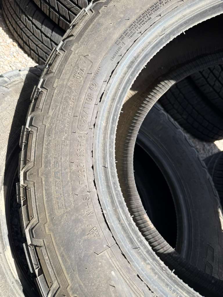 LT265/65R18 Pair (2 Like New Tires) Cooper Discoverer AT3 LT