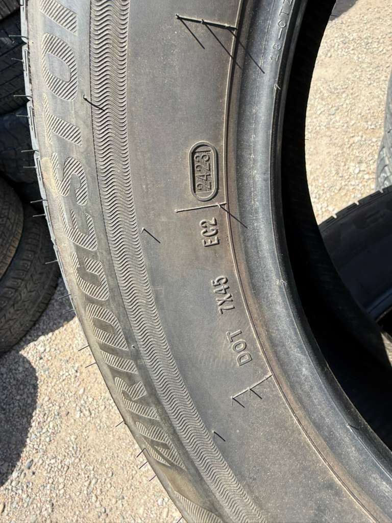 235/60R18 Set (4 Used Tires) Bridgestone Ecopia HL422