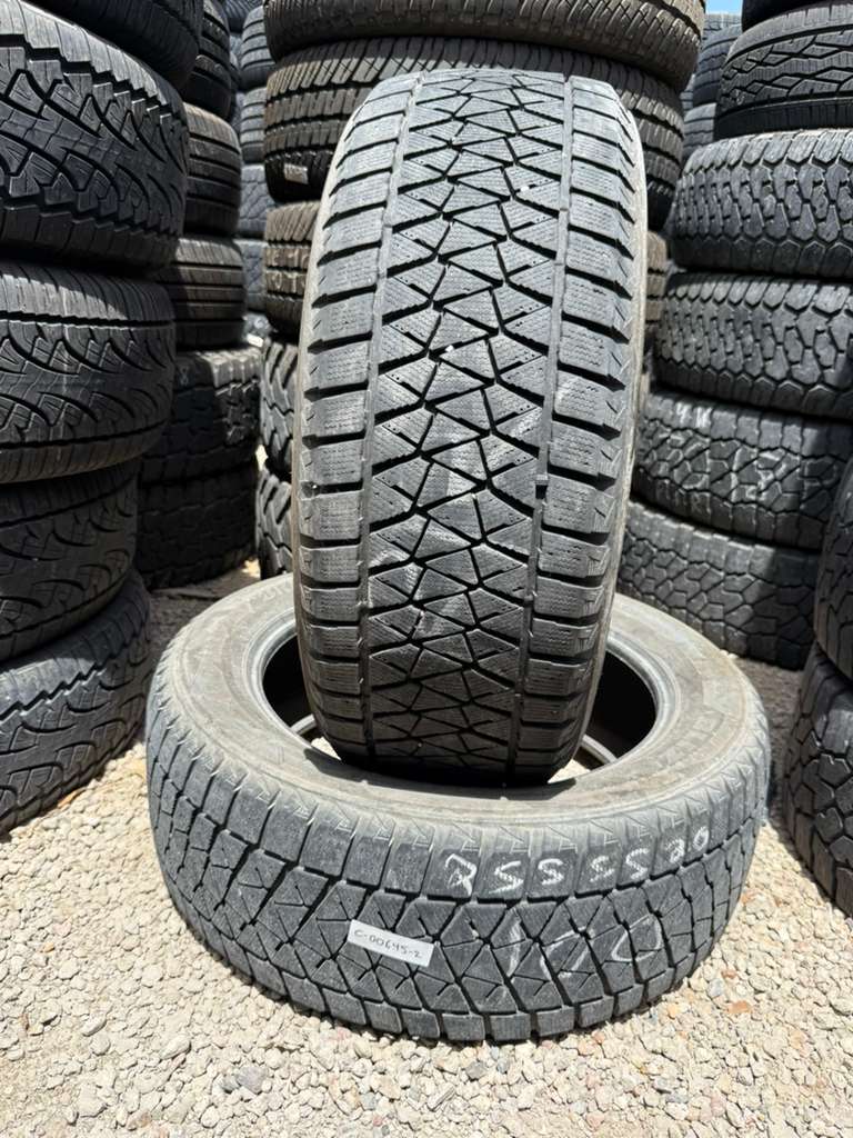255/55R20 Pair (2 Used Tires) Bridgestone Blizzak DM-V2