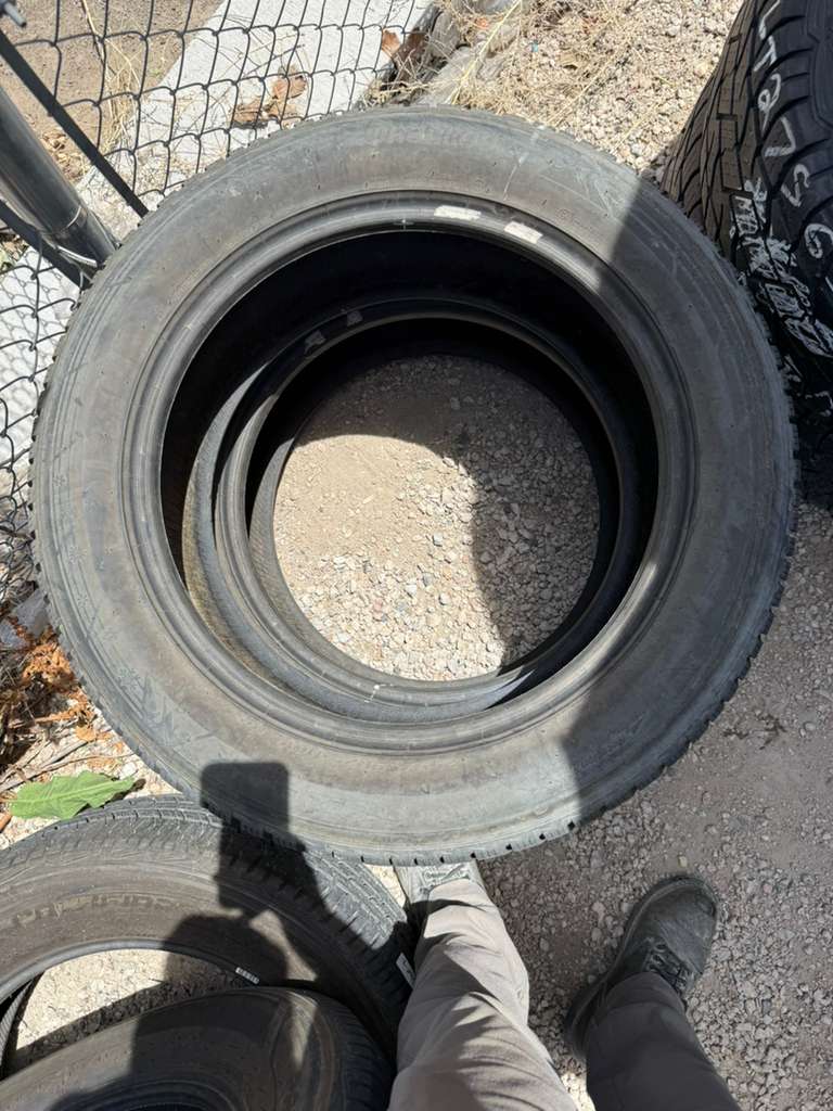 255/55R20 Pair (2 Used Tires) Hankook Winter i*cept