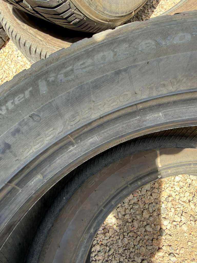 255/55R20 Pair (2 Used Tires) Hankook Winter i*cept