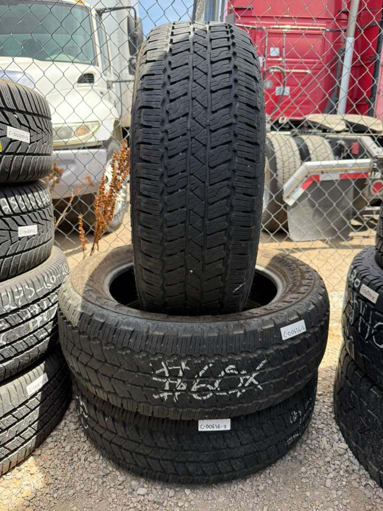 255/55R20 (3 Used Tires) Bridgestone Dueler A/T