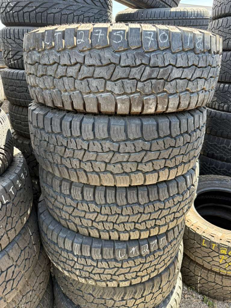 LT275/70R18 Set (4 Like New Tires) Mazama Open Range AT plus