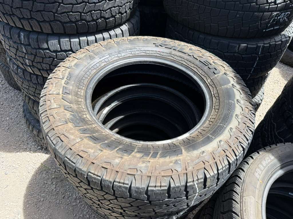 LT265/70R18 Pair (2 Used Tires) Falken Wildpeak AT4W