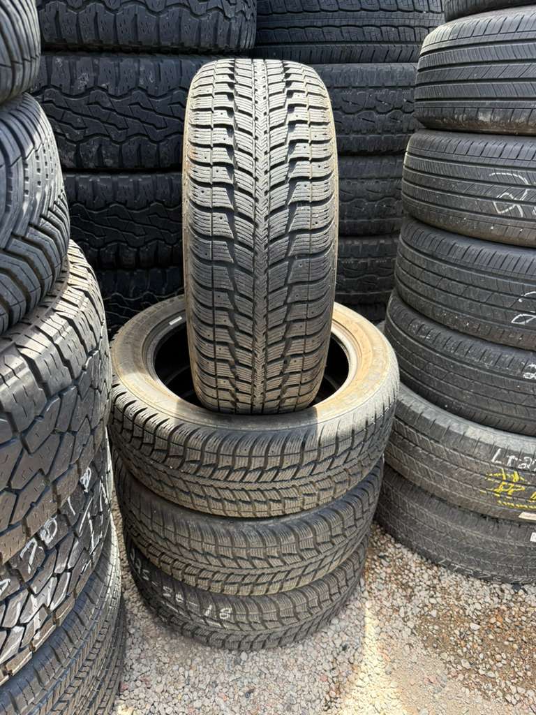 225/50R18 Set (4 Like New Tires) Federal Himalaya WS2