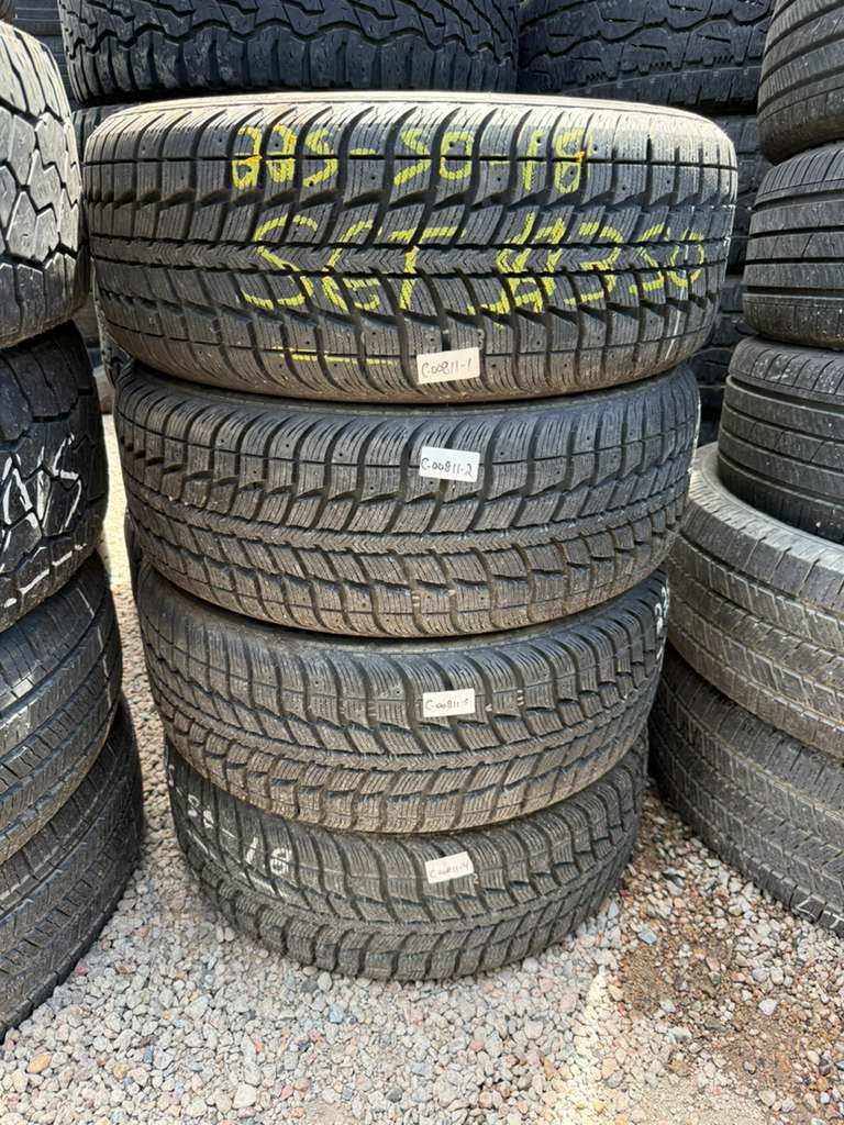 225/50R18 Set (4 Like New Tires) Federal Himalaya WS2