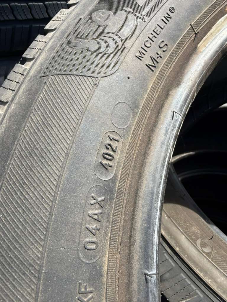 235/60R18 Set (4 Used Tires) Michelin Defender LTX