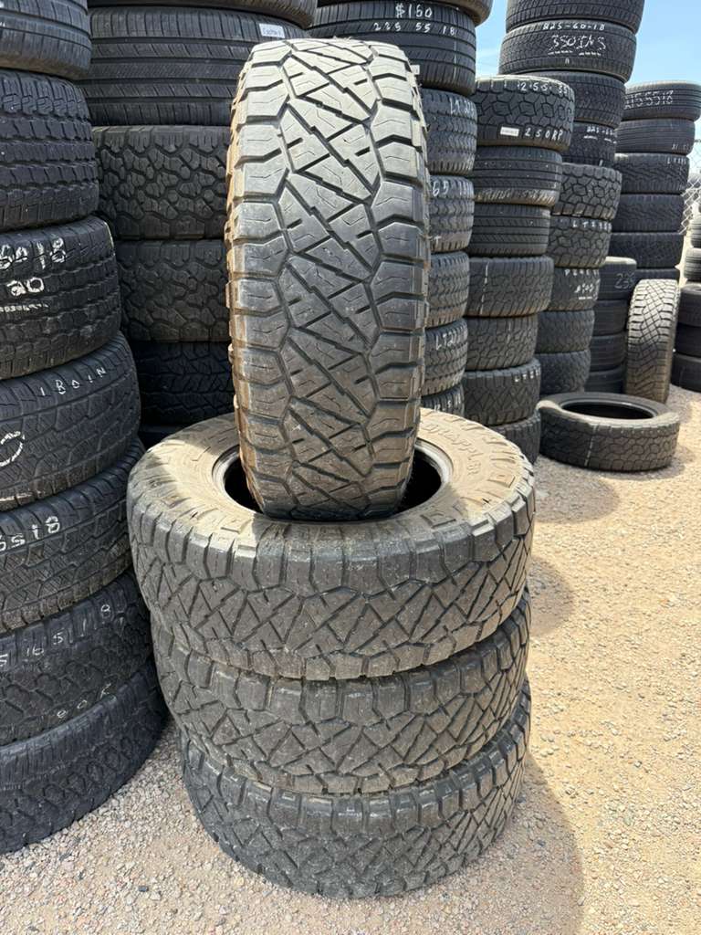 LT275/70R18 Set (4 Used Tires) Nitto Ridge Grappler