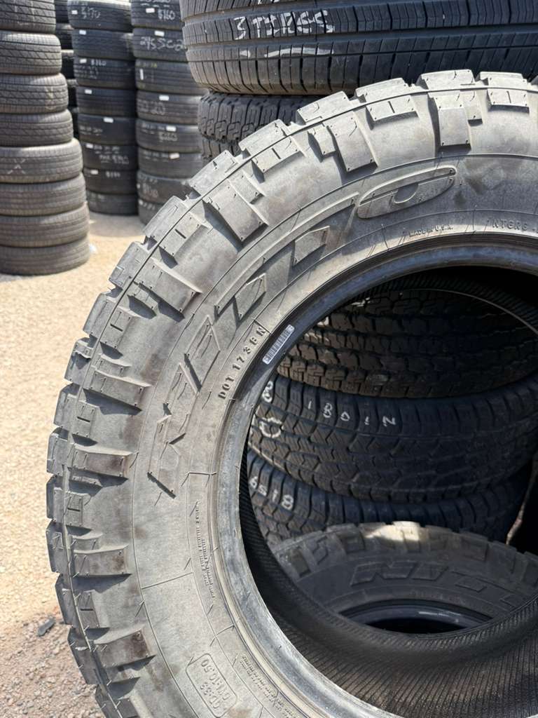LT275/70R18 Set (4 Used Tires) Nitto Ridge Grappler