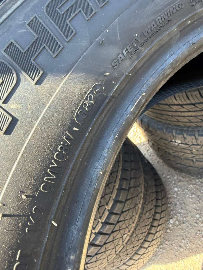 235/60R18 Set (4 Used Tires) Phantom C-Sport