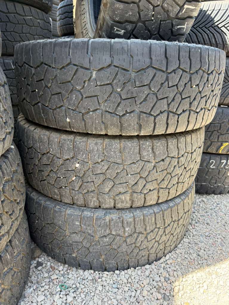 LT275/70R18 Set (4 Used Tires) Falken Wildpeak AT3W