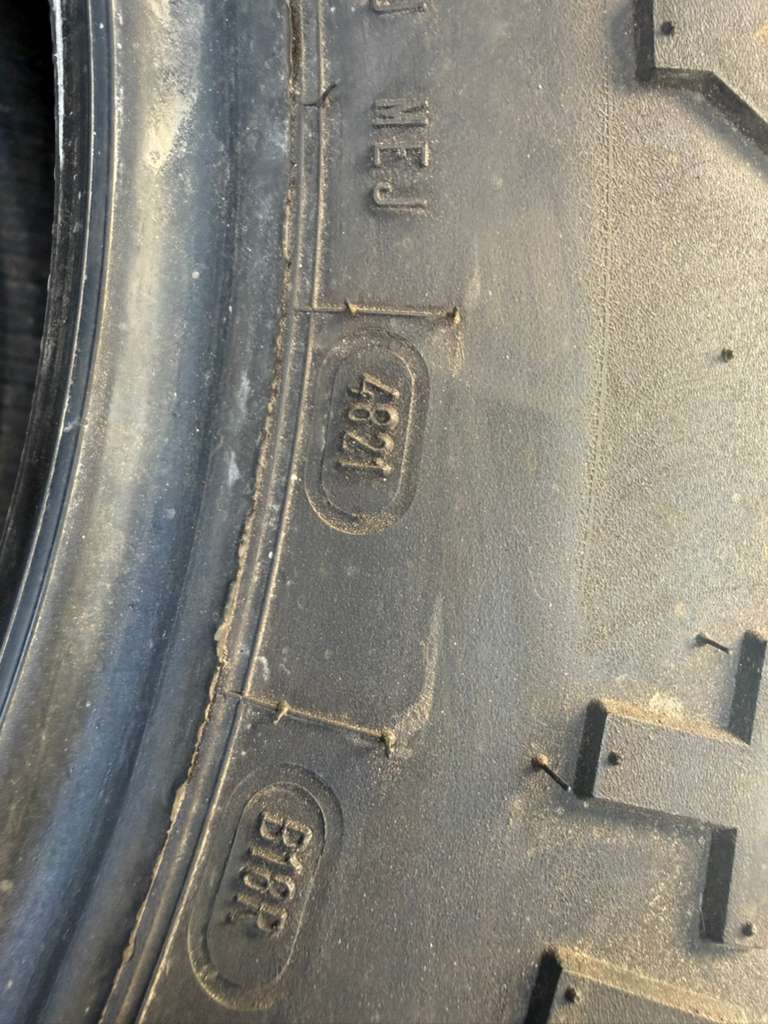 275/65R18 Pair (2 Used Tires) Mickey Thompson Baja Boss