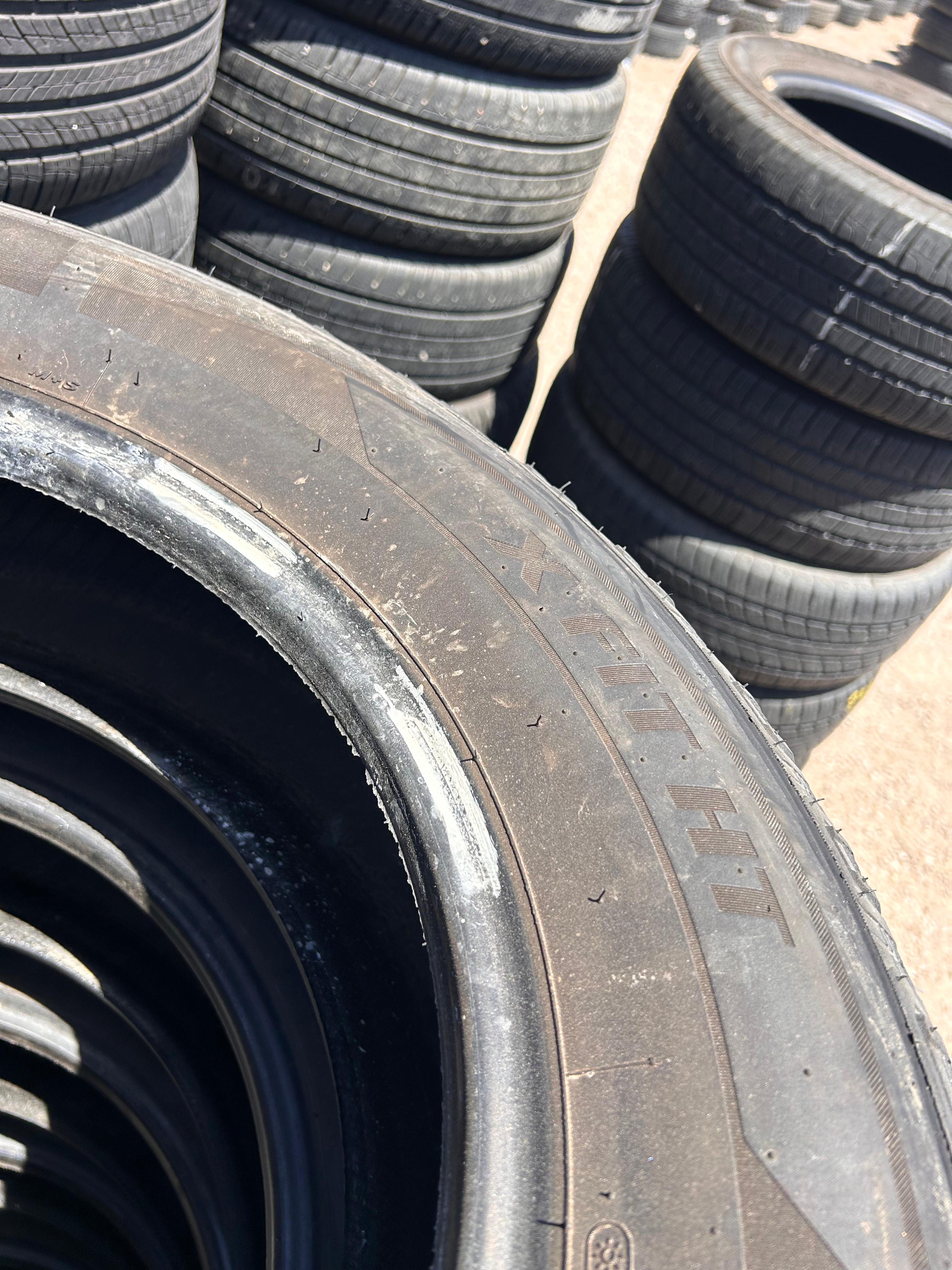 235/65R18 Pair (2 Used Tires) Laufenn X Fit HT
